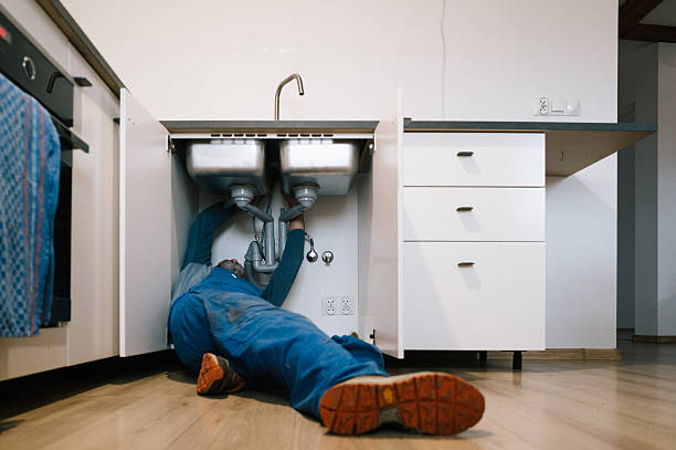 Professional Drain Cleaning technician working in Lakewood, NJ